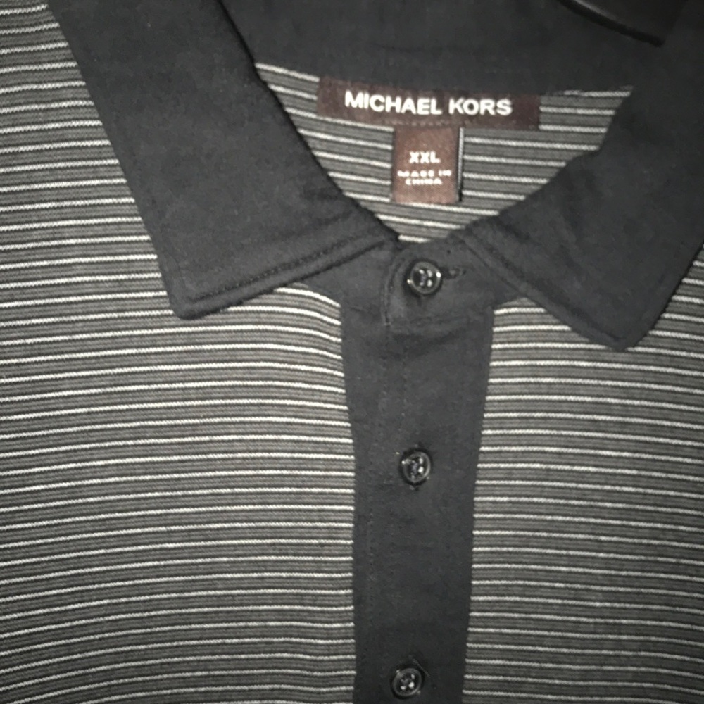 Michael Kors - Picture 2 of 3